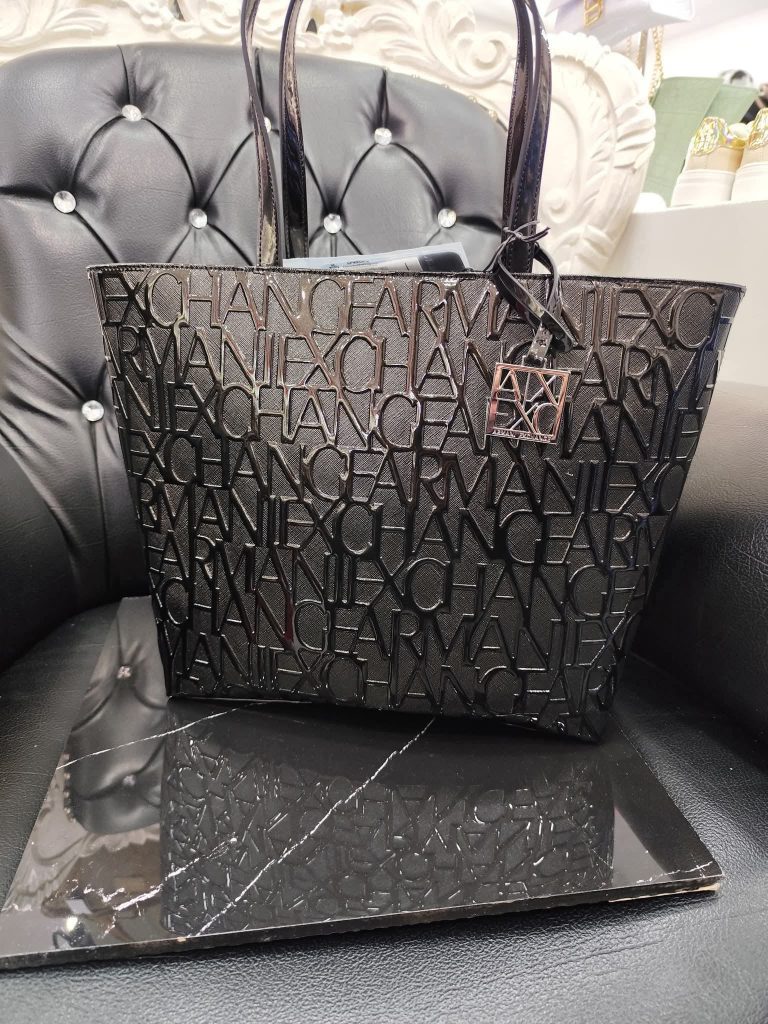 armani 4